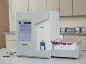 Five-component hematologic analyzer Advia 560 White